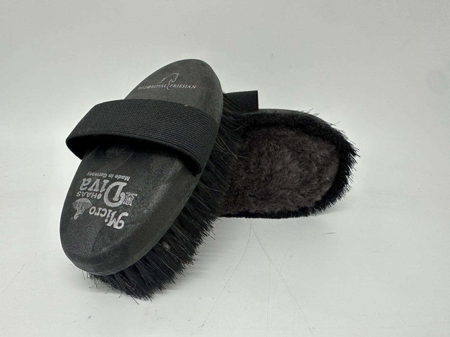 Die kleine Diva – Lammfellbürste von HAAS