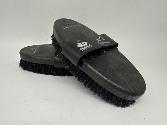 Die Capriole - Kardätsche von HAAS